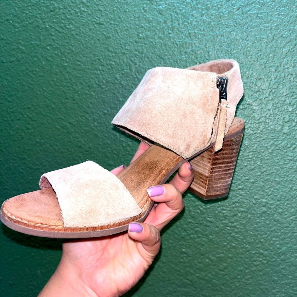 TOMS - 9.5 Heels